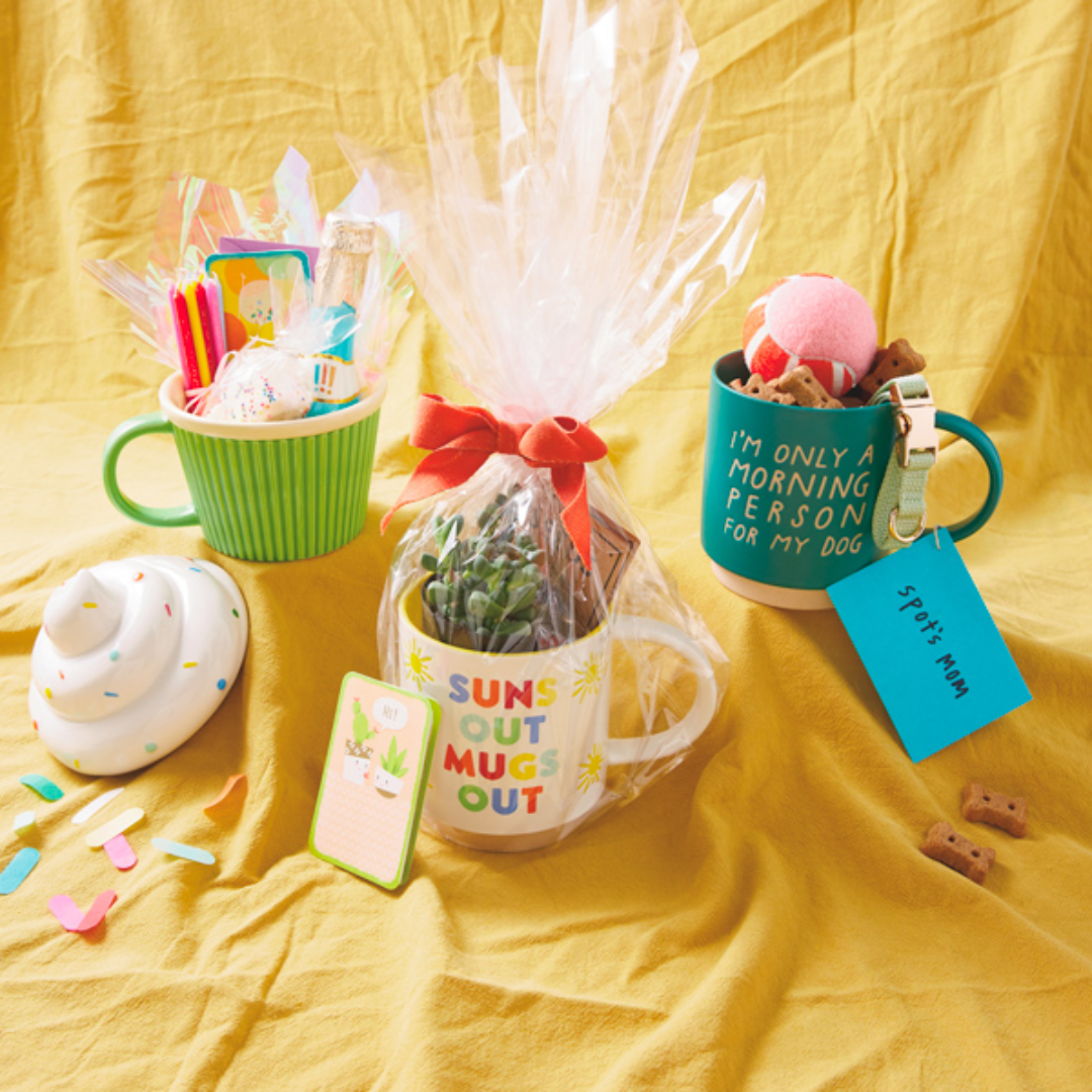 Summer Sale Up to 60% Off at Hallmark icon